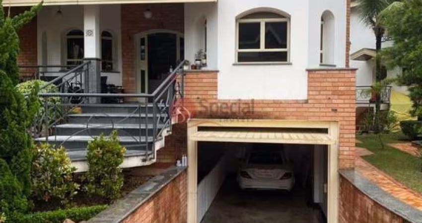 SOBRADO EM CONDOMÍNIO FECHADO, 342M² DE ÁREA , CONDOMÍNIO CLUBE!
