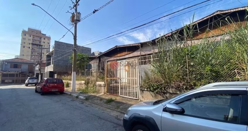 Terreno no Tatuapé com 862 m² entre Nova Jerusalém e Antônio de Barros.