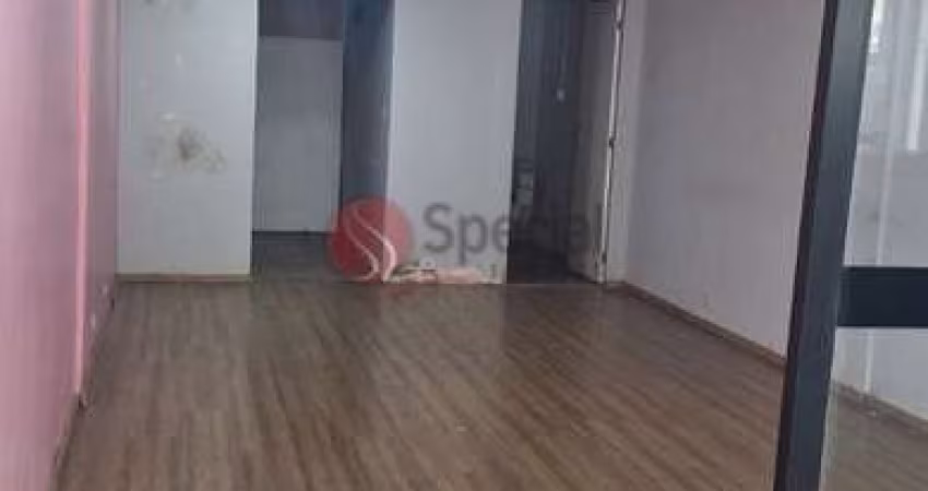 Sobrado comercial no Tatuapé com 3 salas e 2 banheiros.