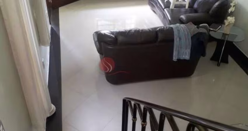 Sobrado para compra na Penha, reformado, em ótima localização.