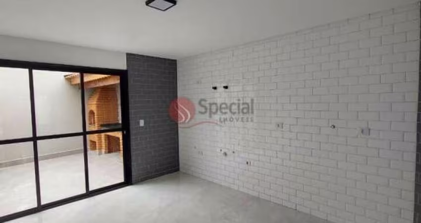 Sobrado à venda na Penha próximo ao Metrô, 3 suítes, 3 vagas e espaço gourmet.