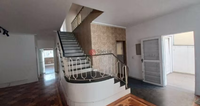 Sobrado a venda na Vila Carrão com  300 m².