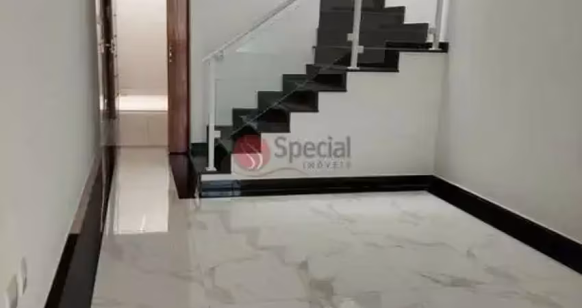 Sobrado à venda na Penha, novo com 3 dormitórios, 1 suíte, 2 vagas e espaço gourmet.