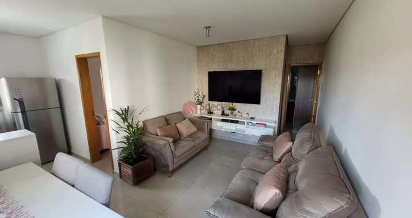 Apartamento na Penha, 2 dormitórios, 1 vaga, 57 metros, próximo ao Metrô Penha.