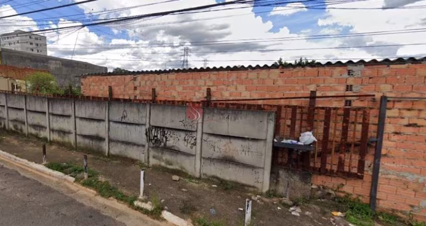 Terreno em São Mateus  com 2214 m² em excelente localização.