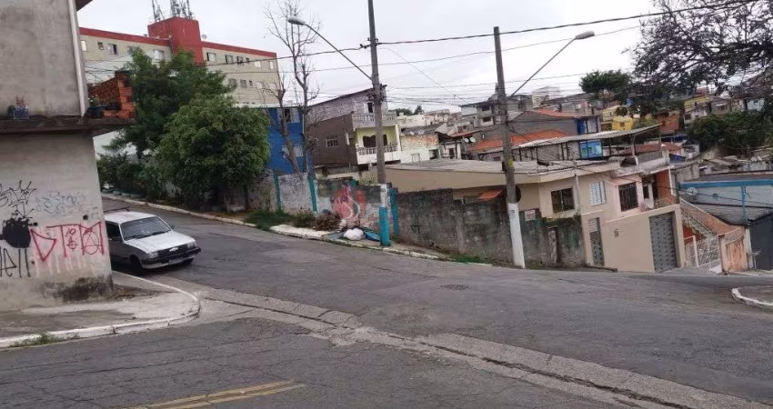 Terreno de esquina na Vila Rica