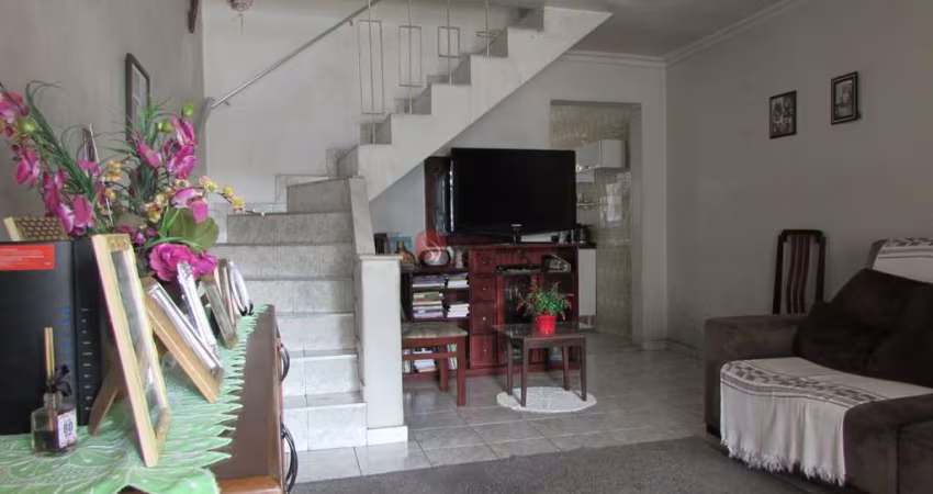 Sobrado na Vila Carrão com 2 dormitórios,  2 banheiros à venda, 115 m².