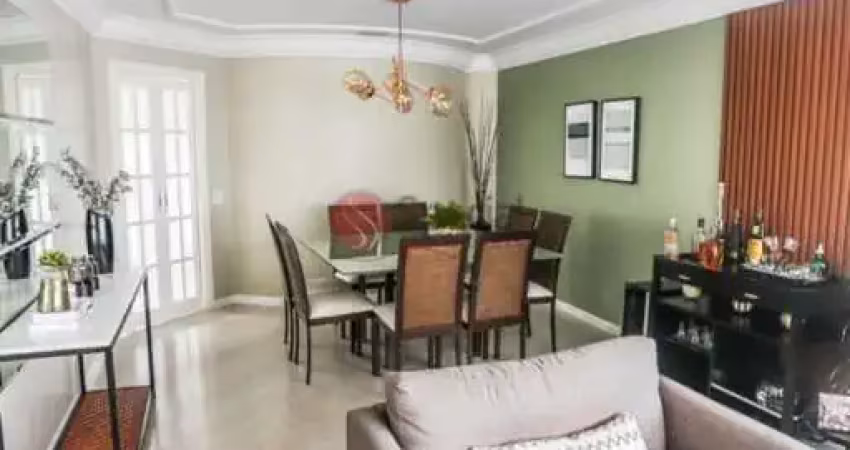 Apartamento à Venda na Moóca,  alto padrão com 157m²,   4 dormitórios, 3 vagas, reformado, dock.ok