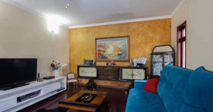 Casa a venda Vila Carrão, 345 m².