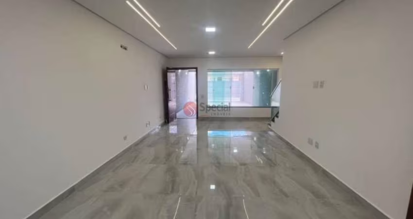 Sobrado à venda na  Vila Carrão com 220 metros.