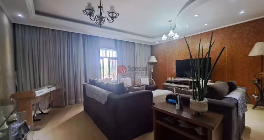 Sobrado à venda na  Vila Formosa com 333 metros.
