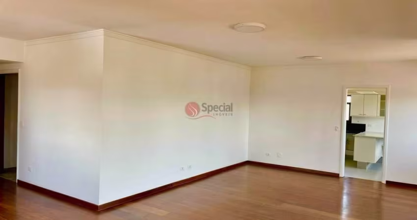 Apartamento no Parque São Jorge.