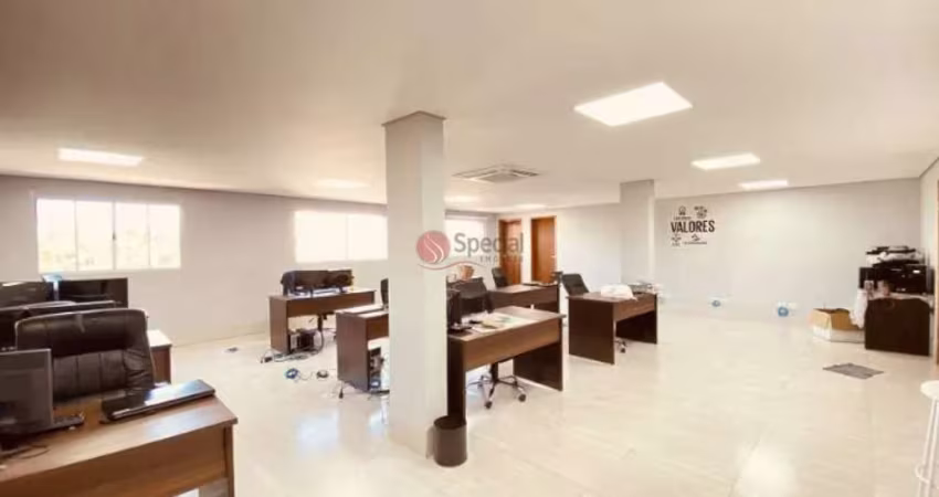 Prédio comercial na Vila Matilde.