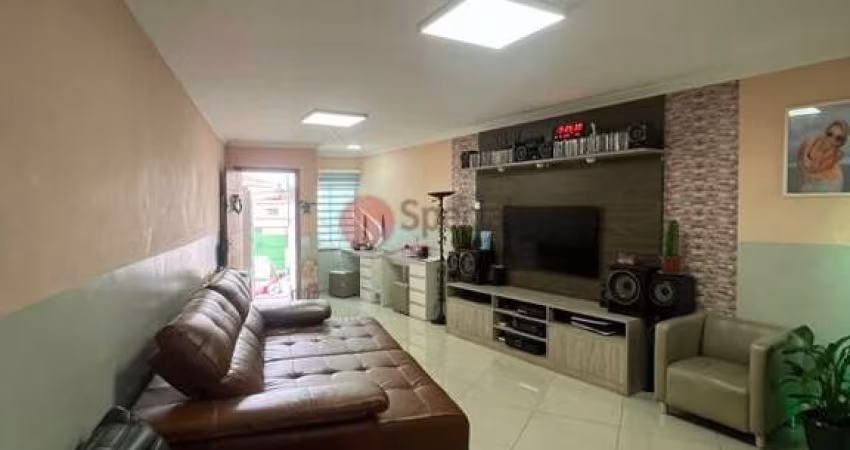 Sobrado à venda de 135 metros com 3 suítes na Vila Formosa.