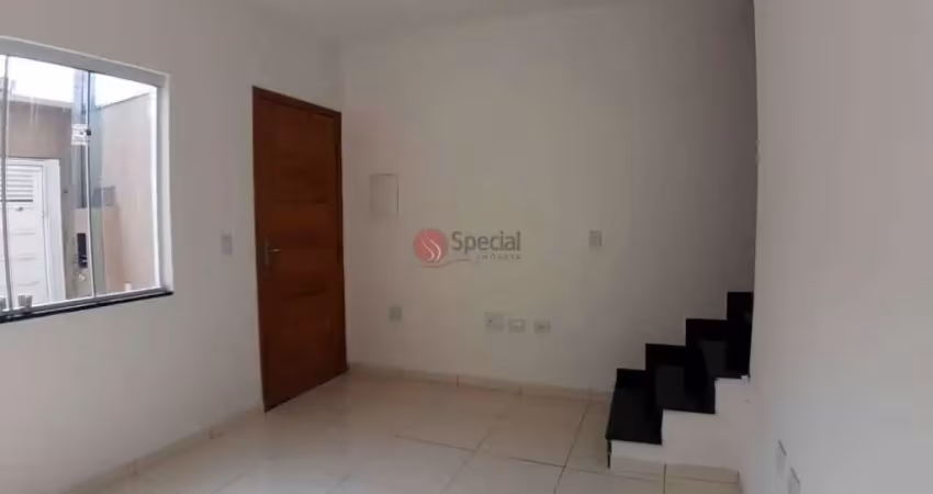 Casa com 2 quartos à venda na Paulínia, 230, Vila Carrão, São Paulo
