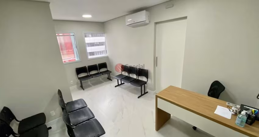 Sala á venda no Tatuapé ao lado do Metrô Carrão.