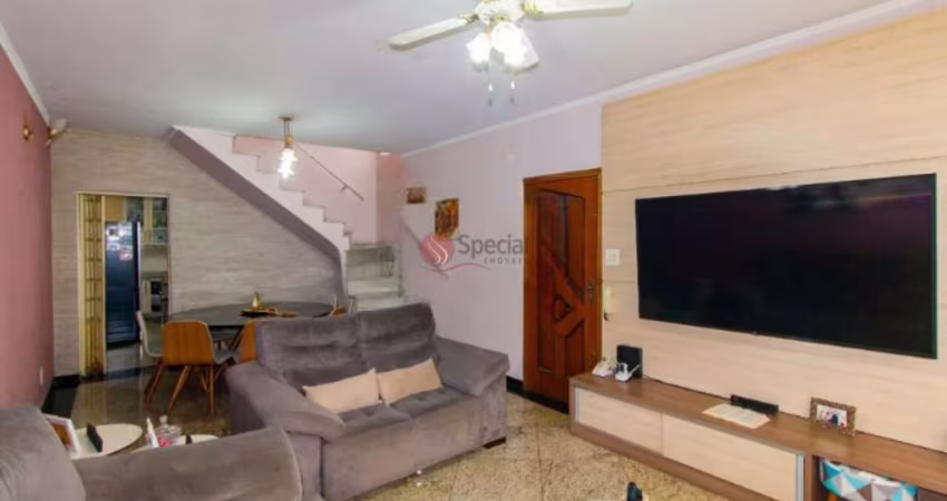 Sobrado  a venda 223 m² com 3 dormitórios e 5 vagas.