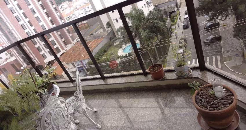 Apartamento com 3 quartos à venda no Tatuapé.