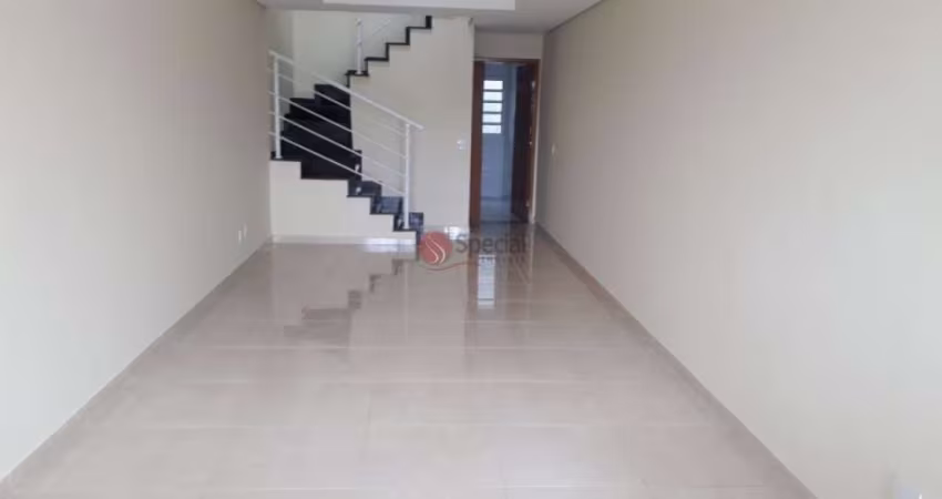 Sobrado com 3 dormitórios e 3 vagas  com 102 m²