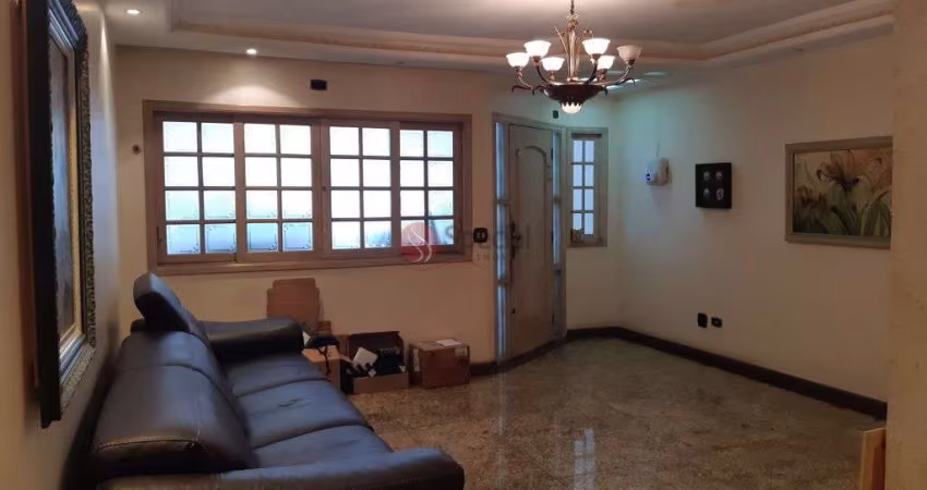 Sobrado 3 suítes, 2 vagas próximo Av. Vila Ema!