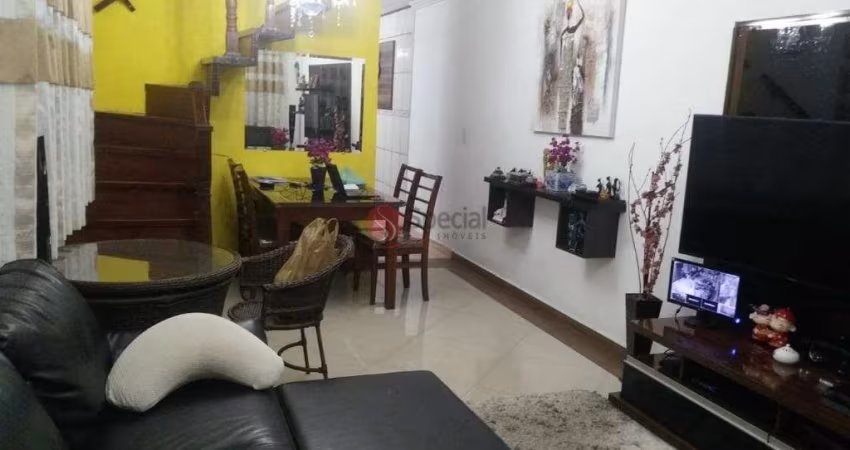 Sobrado na Vila Formosa com 3 dormitórios, espaço gourmet, aceita permuta.