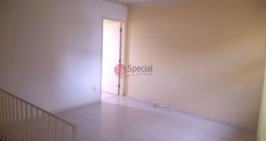 Casa assobradada na Penha  à venda, 180 m²