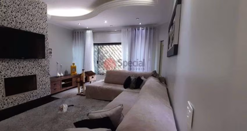 Sobrado na Vila carrao   com 4 dormitórios sendo 1 suíte e 4 vagas.