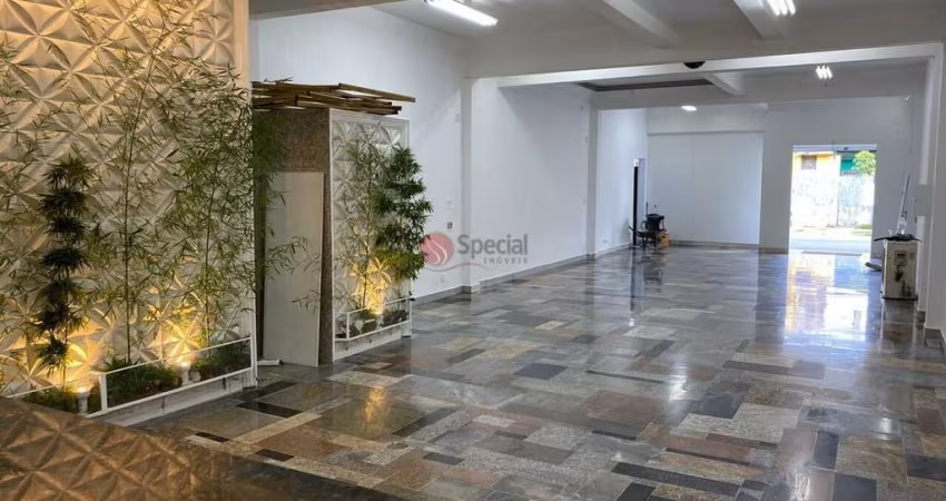 Prédio comercial com 287m²  com 2  pavimentos