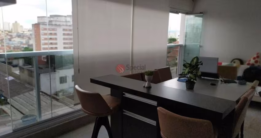Apartamento à venda com 3 dormitórios, 1 suíte, 3 vagas.