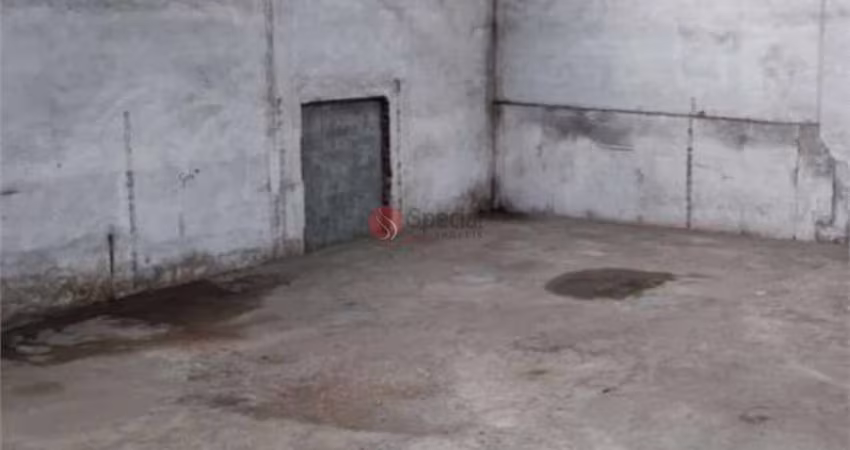 Galpão comercial no Brás para venda ou locação.