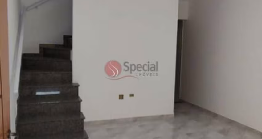 Sobrado em Itaquera, novo de condomínio com espaço gourmet.