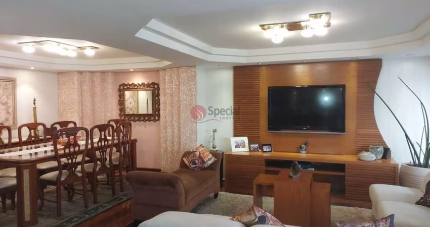 Apartamento no Anália Franco.