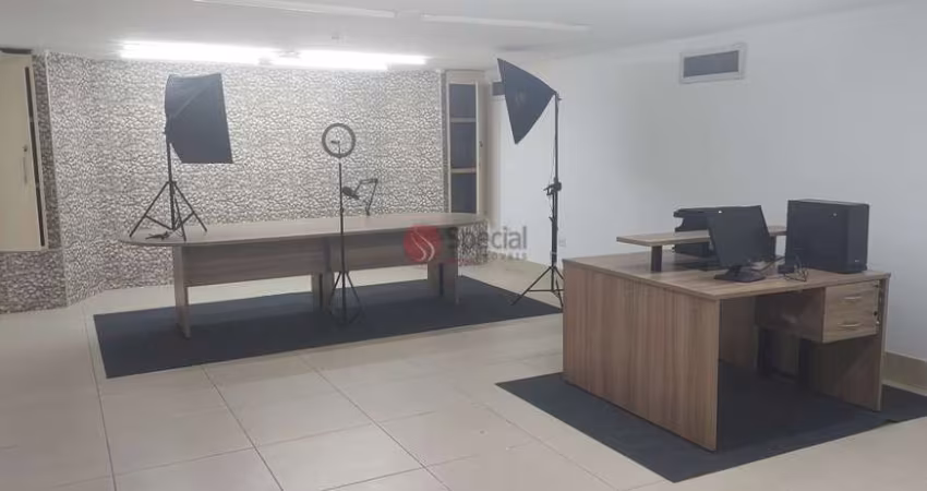 Prédio à venda na Vila Formosa.