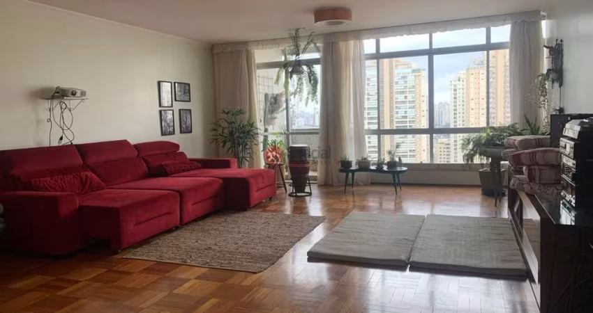 Apartamento lindo com  248 m² na Mooca.