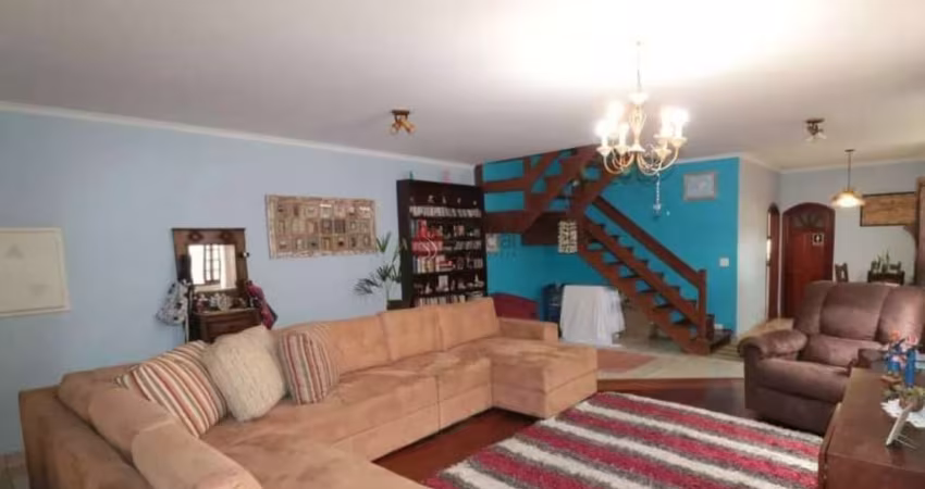 Sobrado a venda na  Vila Carrão com 240 m²