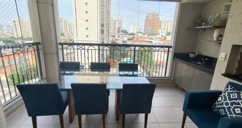 Apartamento no Tatuapé com 3 dormitórios, 1 suíte, 2 vagas, varanda gourmet.