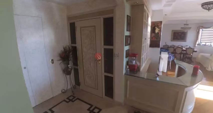 Apartamento na Moóca com  210 metros, 3 suítes, 3 salas, 3 vagas, 1 por andar, lazer completo.