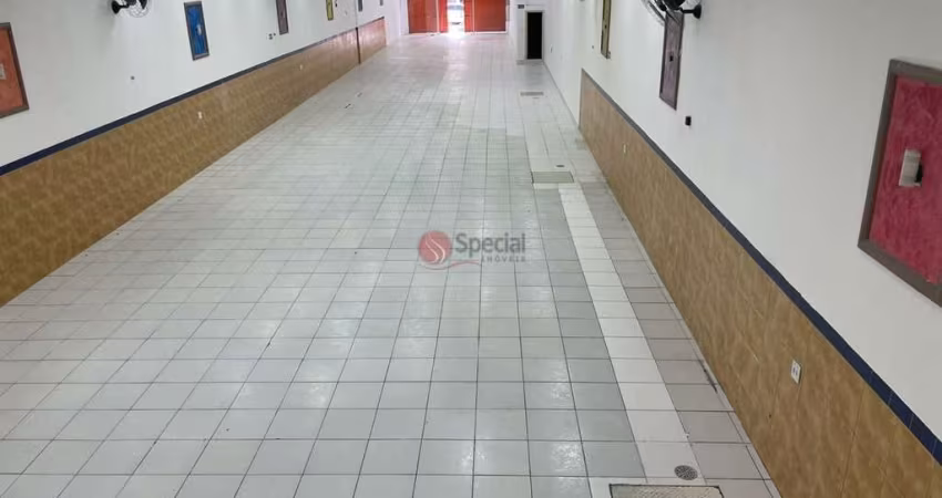 Salão comercial com 400 m² no Tatuapé.