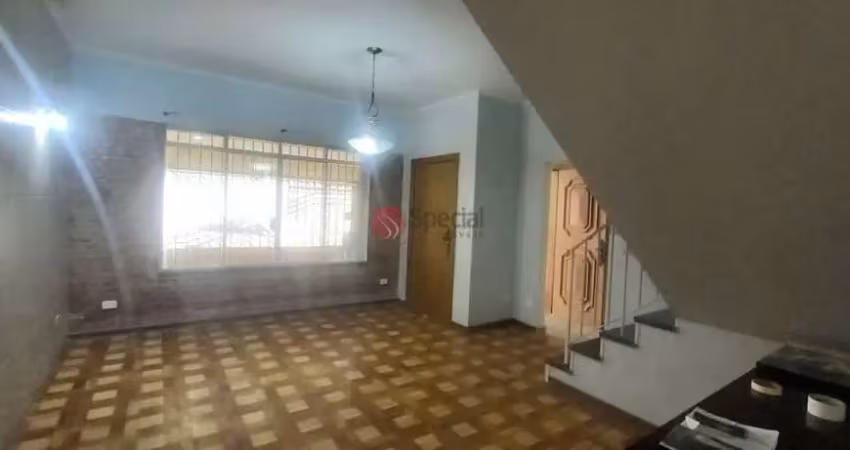 Sobrado comercial para locação no tatuapé com 170 m², 3 quartos sendo 2 suítes, 2 vagas de garagem.
