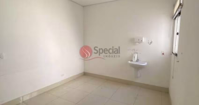 Sala comercial na Vila Maria baixa com  25 metros, próximo a Igreja Candelária.