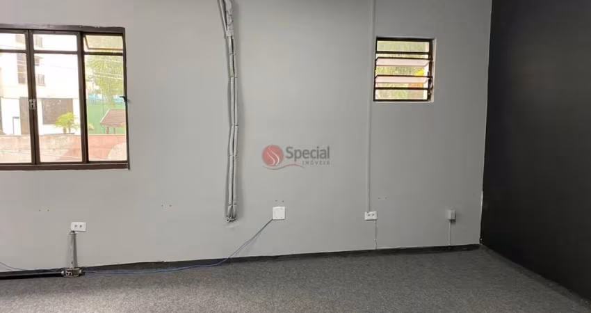 Sala em excelente localização no Tatuapé com 45m² de área construída.
