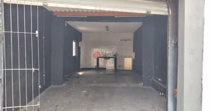 Salão comercial com 80 metros na Vila Formosa.