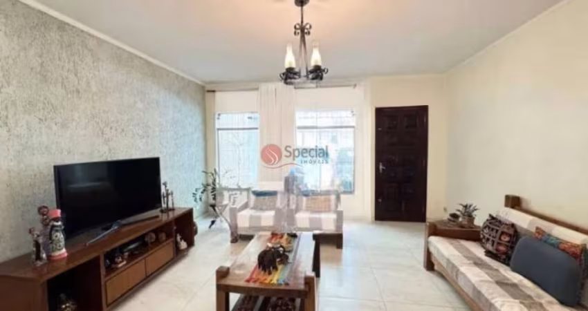 Casa térrea para compra no Jardim Vila Formosa com 150 metros.