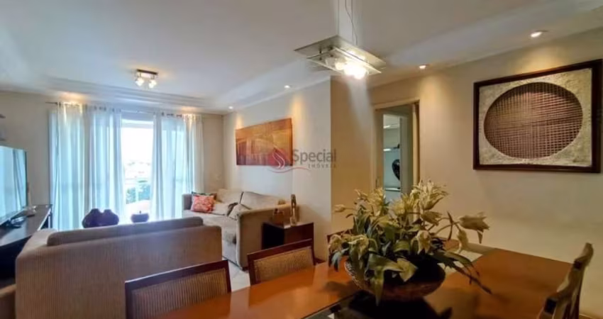 Apartamento no Tatuapé com 3 suítes,  3 vagas de garagem.