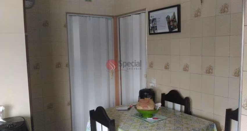 Apartamento com 2 dormitórios à venda, 52 m² por R$ 215.000,00 - Conjunto Habitacional Barreira Gran