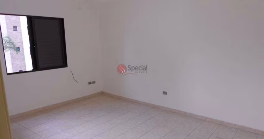 Apartamento no Anália Franco