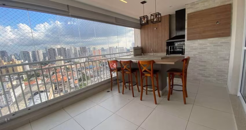 Apartamento no Tatuapé, 3 quartos, 1 suíte, 2 vagas e sacada gourmet.