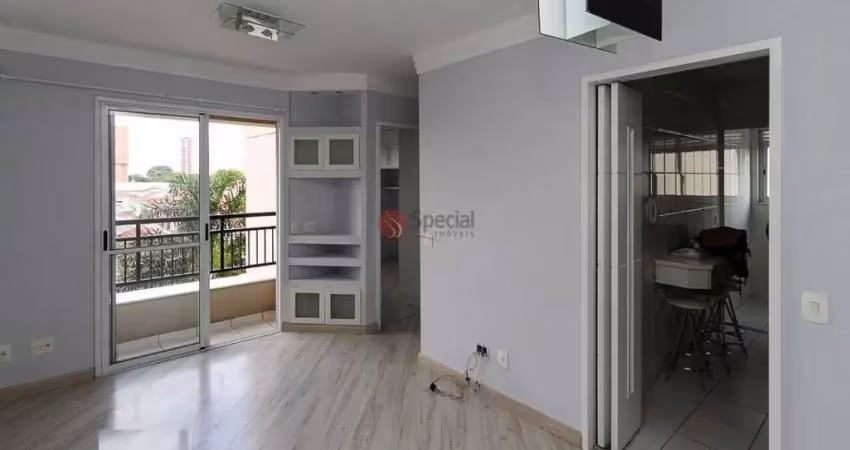 Apartamento à venda com 2 dorms e 1 vaga no Tatuapé.