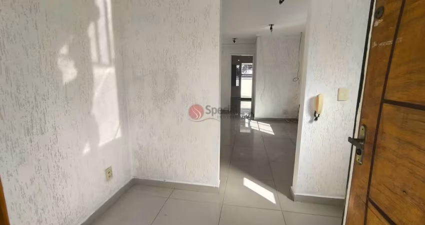 Sobrado comercial no Tatuapé para alugar com 60 metros 1 banheiro, 2 salas.