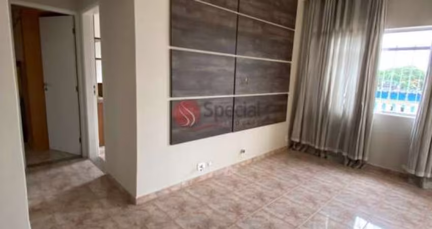 Casa térrea, próximo Av. Itaquera e Líder, com  315 mts de terreno